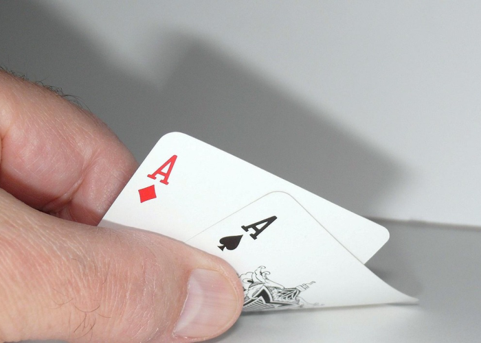 实测辅助“网上十三水可以玩吗会输吗”原来确实有挂!